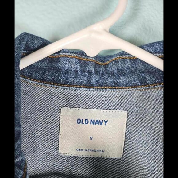Old Navy Women's Denim Jacket - Size S - Classic Blue Jean Style - Picture 2 of 7